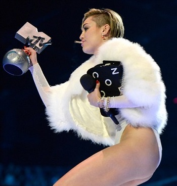 Miley Cyrus smoking weed at MTV EMA 2013