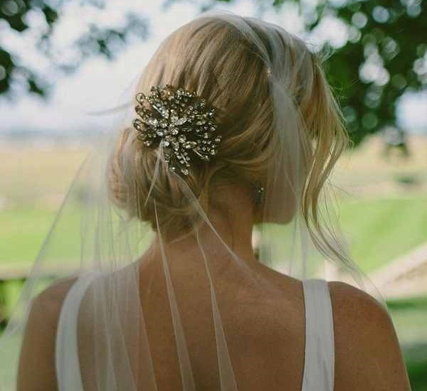 Romantic wedding hairstyle 7