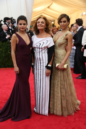 Selena Gomez, Diane von Furstenberg, Jessica Alba