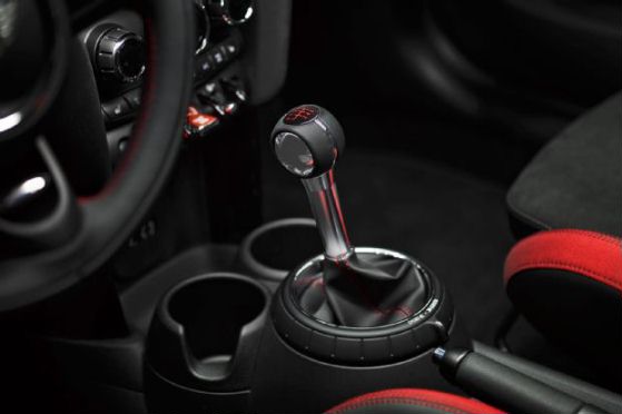 MINI - Manual transmission