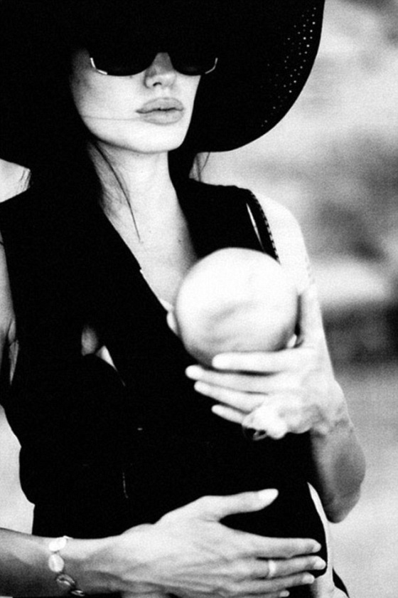 Angelina Jolie 1