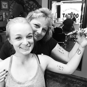 τατουάζ για μάνα και κόρη