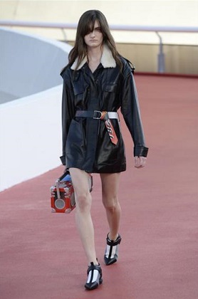 Louis Vuitton Cruise Collection 2017 11