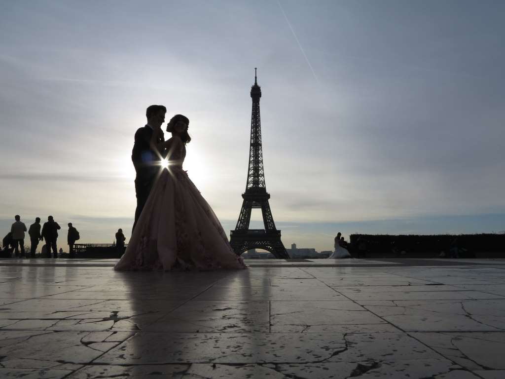Γάμοι και παράξενες παραδόσεις από όλο τον κόσμο