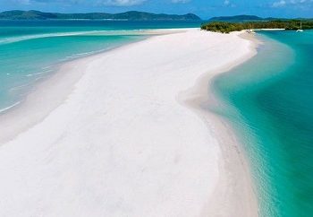 Οι 10 πιο δημοφιλείς παραλίες στον κόσμο σύμφωνα με το Instagram