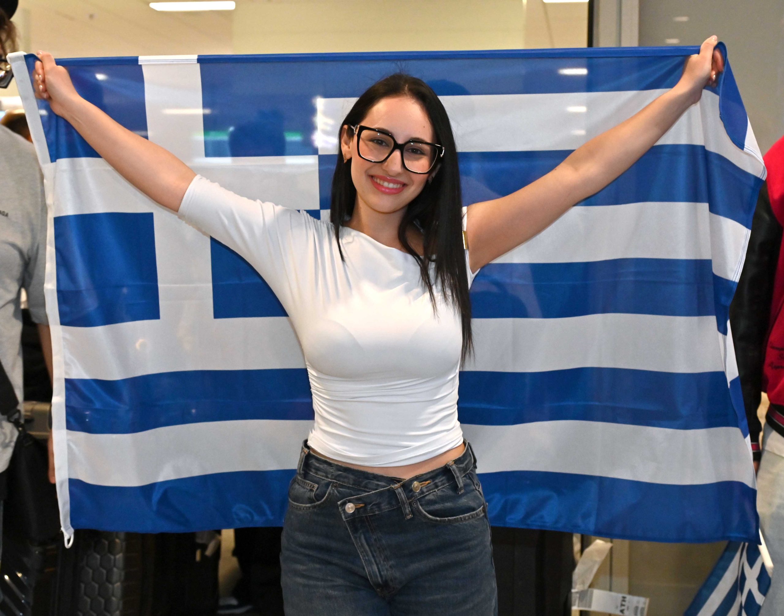 klavdia ελληνική σημαία