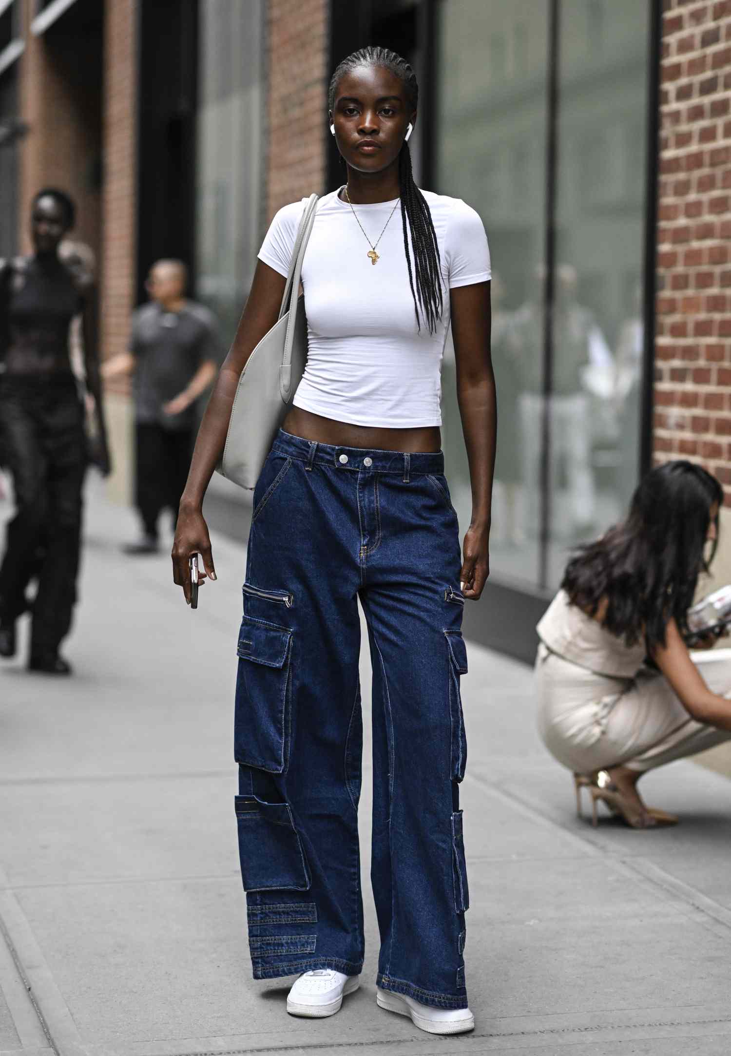 sneakers jeans
