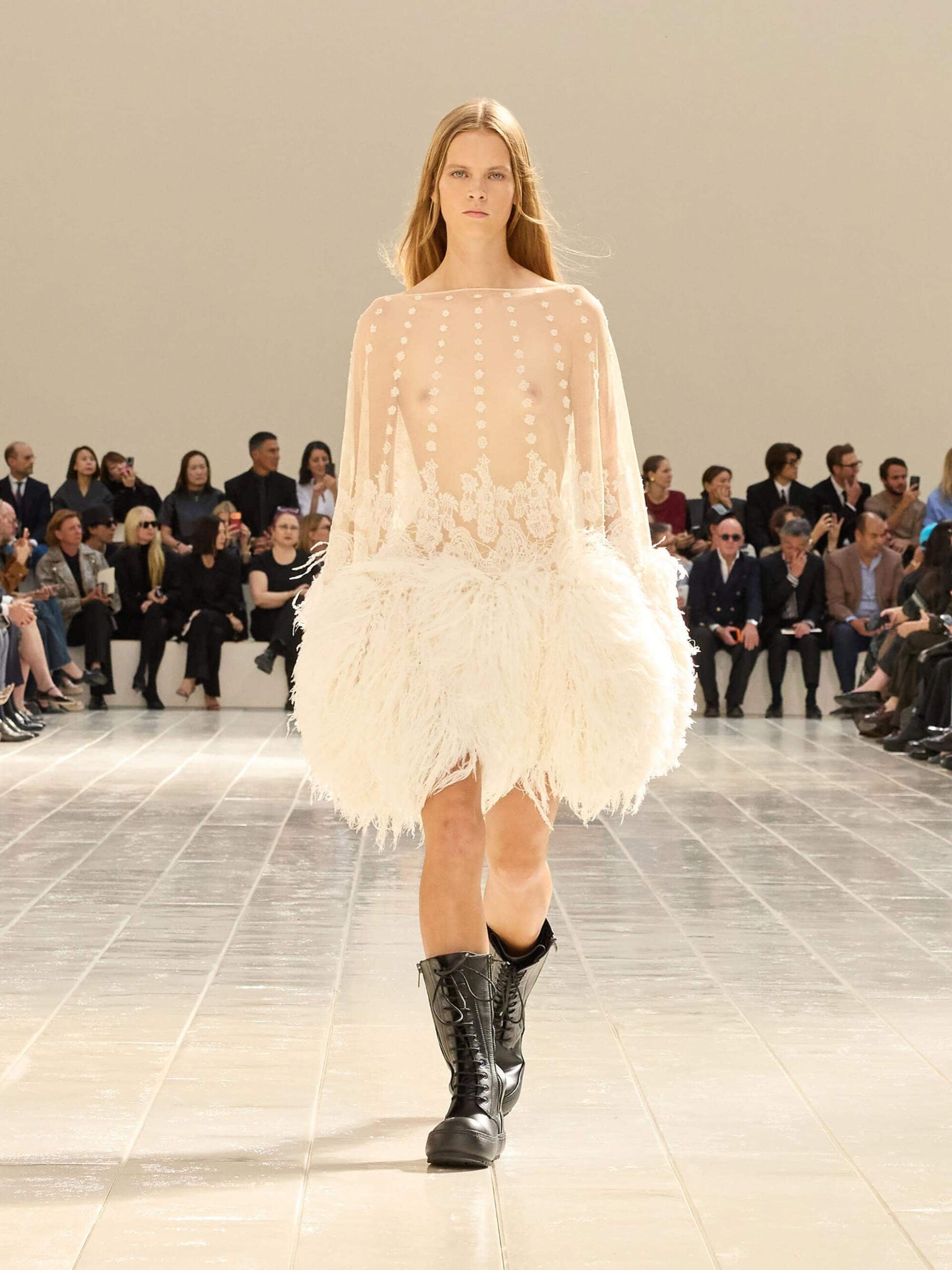 Balenciaga Άνοιξη/Καλοκαίρι 2027 fashion show του Pierpaolo Piccioli